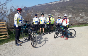 Arrêt obligatoire au point de vue sur le lac et l'Abbaye de Hautecombe