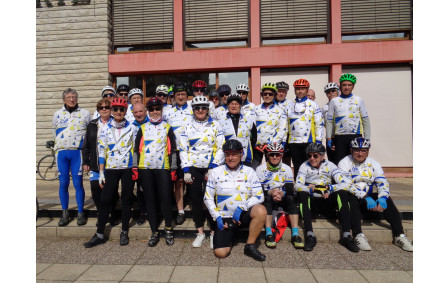 Photo du groupe au départ de Cognin, 27 participants